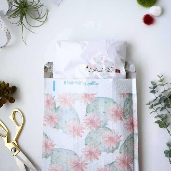 25 8.5 X 12 Cactus BUBBLE MAILERS PRICE IS FIRM - Picture 2 of 3